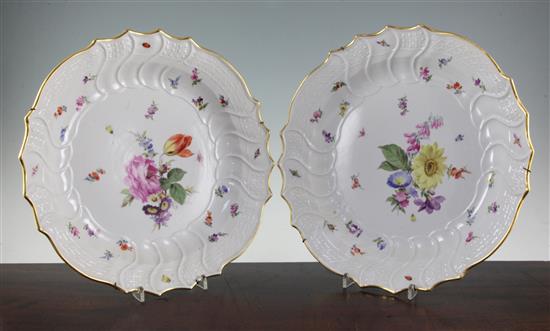 A pair of Meissen flower painted dishes, late 19th / early 20th century, diam. 35cm
